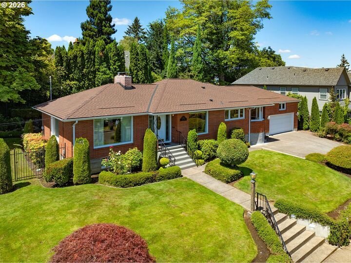House in Eugene, Oregon, United States 1 - 18570507