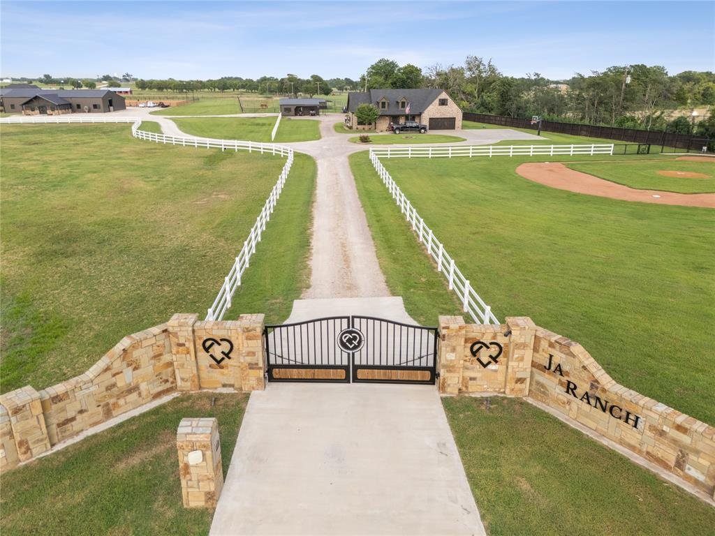Farm Ranch in Whitesboro, Texas, United States 1 - 18571517