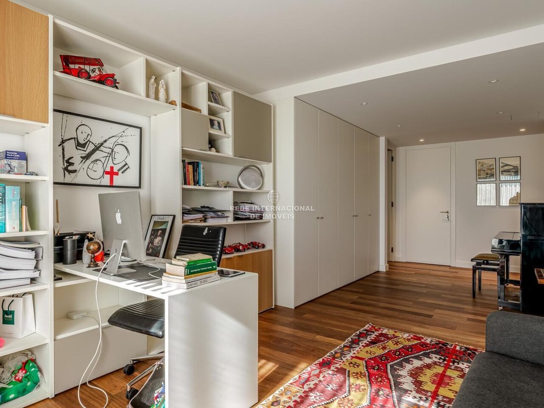 Apartment in Lordelo do Ouro e Massarelos, Porto District, Portugal 5 - 18388325