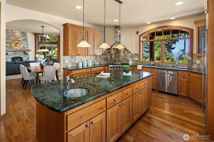 House in Bellevue, Washington, United States 5 - 18570492