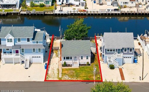 House in Stafford Township, New Jersey, United States 1