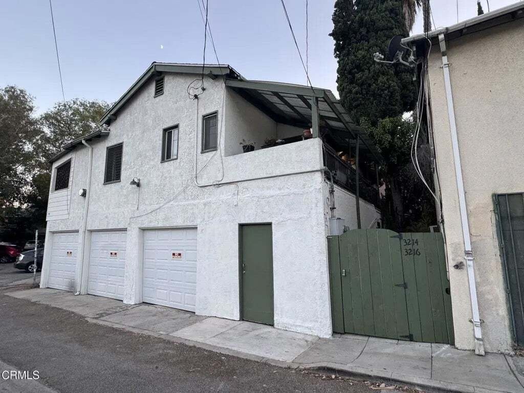 Los Angeles, California, United States 2 - 18569223