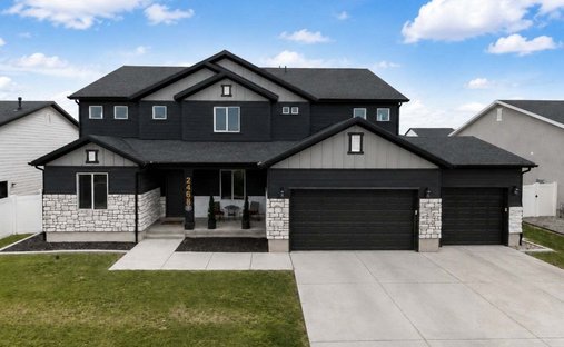 House in Syracuse, Utah, United States 1