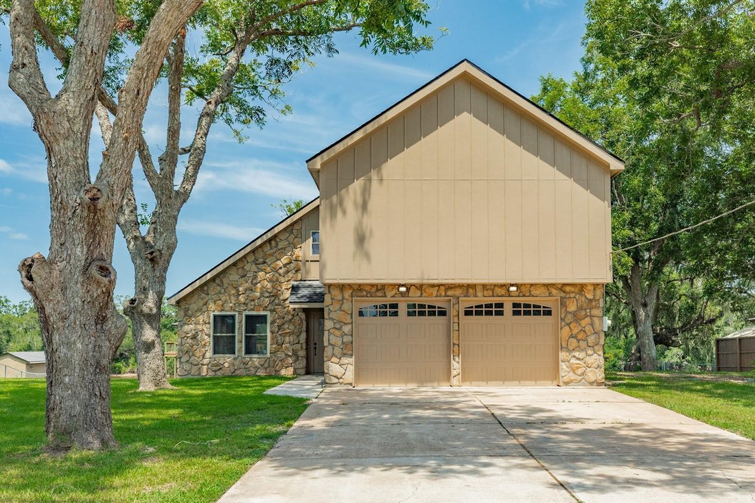 House in Brazoria, Texas, United States 4 - 18571572