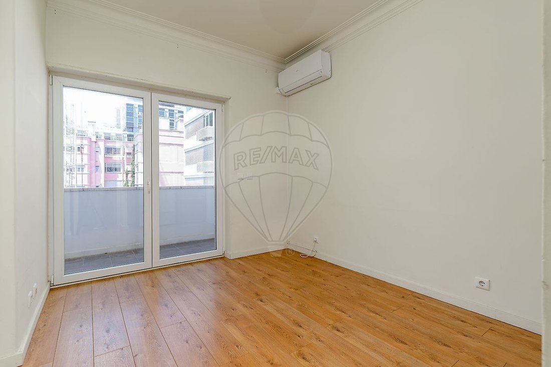 Apartment in Avenidas Novas, Lisbon, Portugal 3 - 18413823
