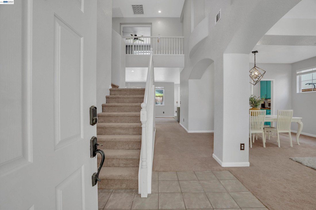 House in Manteca, California, United States 5 - 18572091