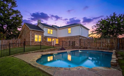 House in Lewisville, Texas, United States 1