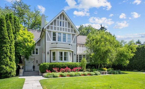 House in Kenilworth, Illinois, United States 1