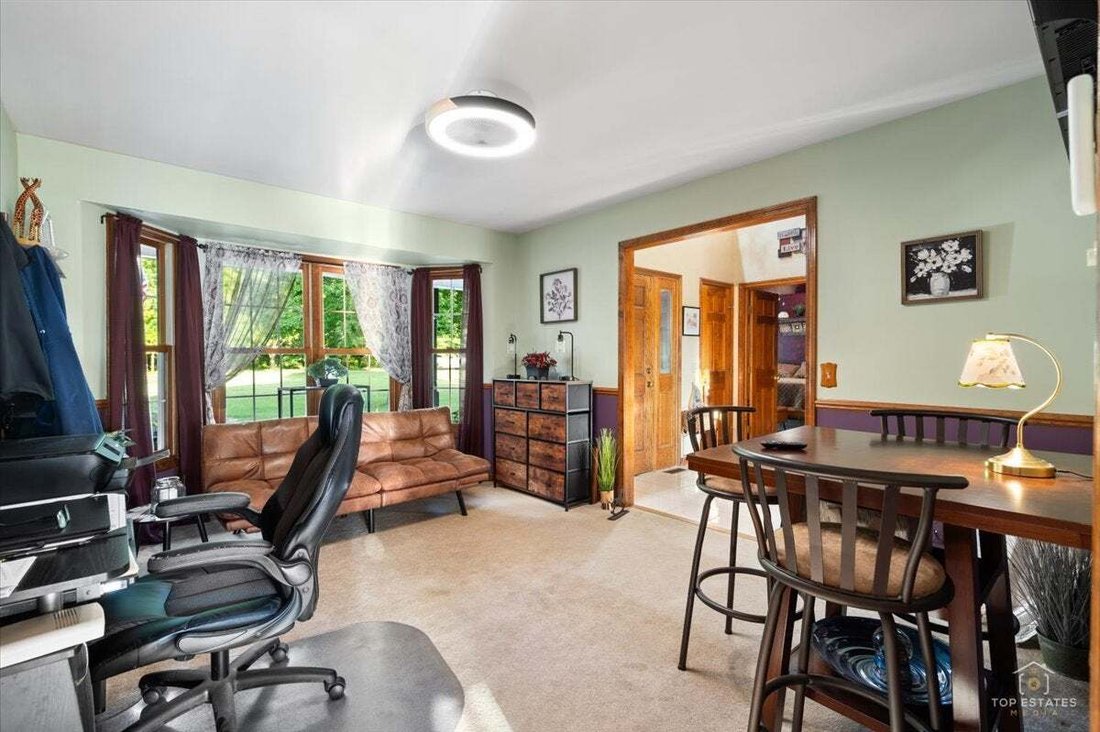 House in Oswego, Illinois, United States 5 - 18570753
