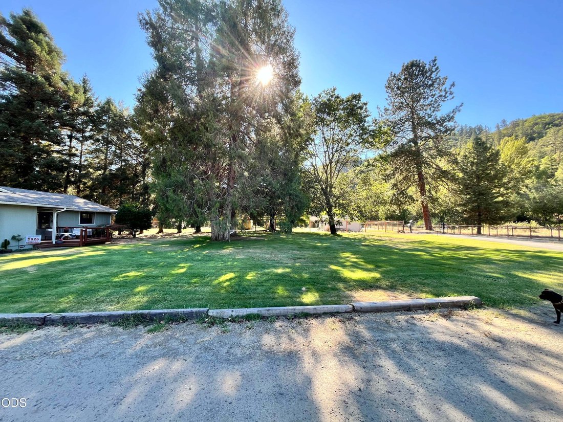 House in Grants Pass, Oregon, United States 2 - 18311694