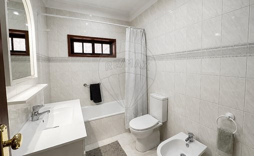 House in Matosinhos e Leca da Palmeira, Porto District, Portugal 1