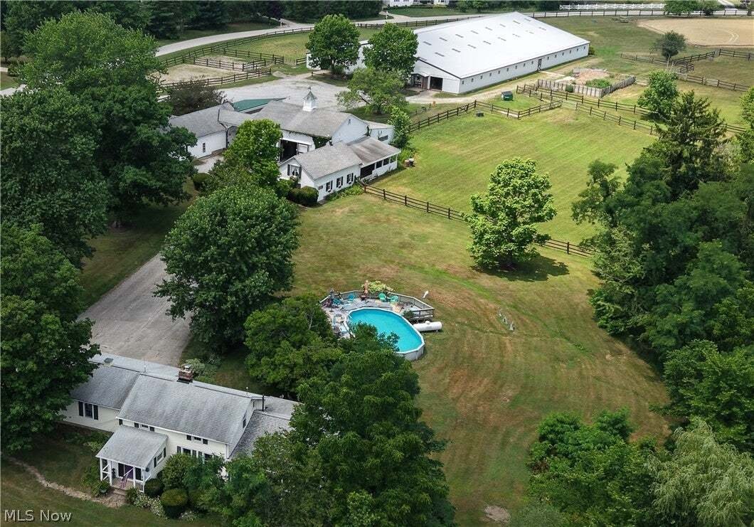 House in Chardon, Ohio, United States 1 - 17875771