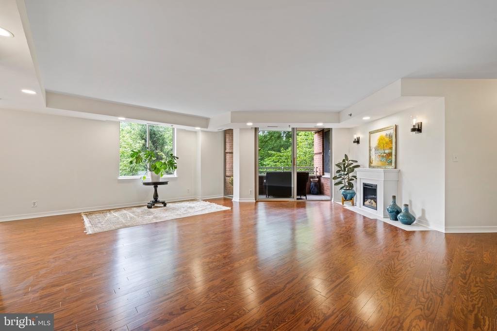 Condo in North Bethesda, Maryland, United States 3 - 18570207