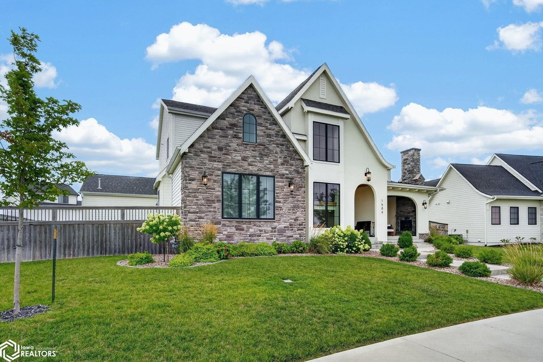 House in Ankeny, Iowa, United States 4 - 18569087
