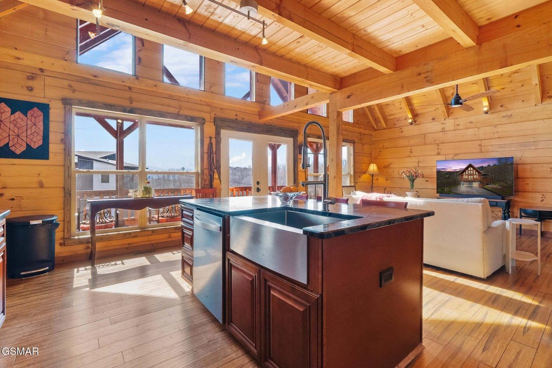 House in Gatlinburg, Tennessee, United States 4 - 18573657