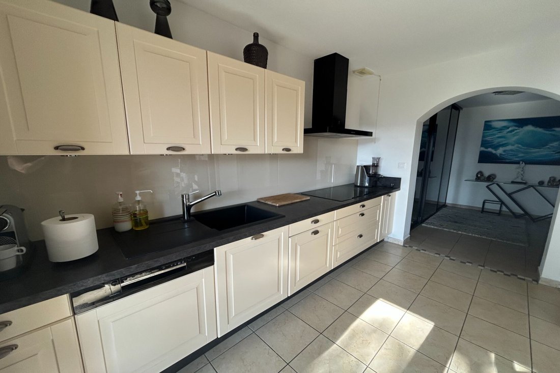 Villa in Ville-Les Saquedes-Le Bouillonnet, Sainte-Maxime, France 4 - 18567689