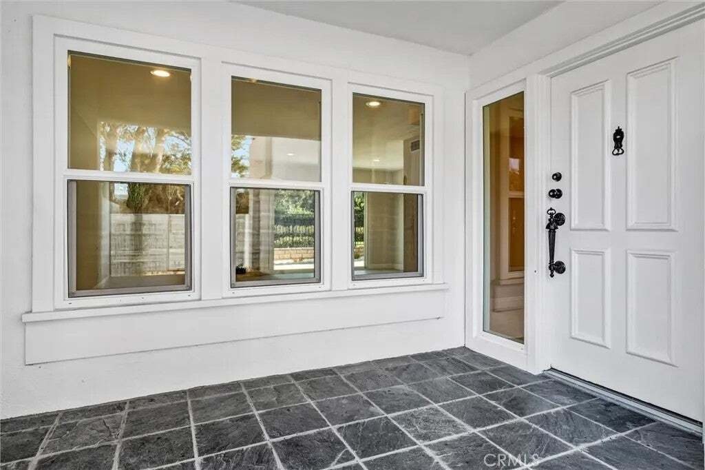 Condo in Irvine, California, United States 4 - 18570735