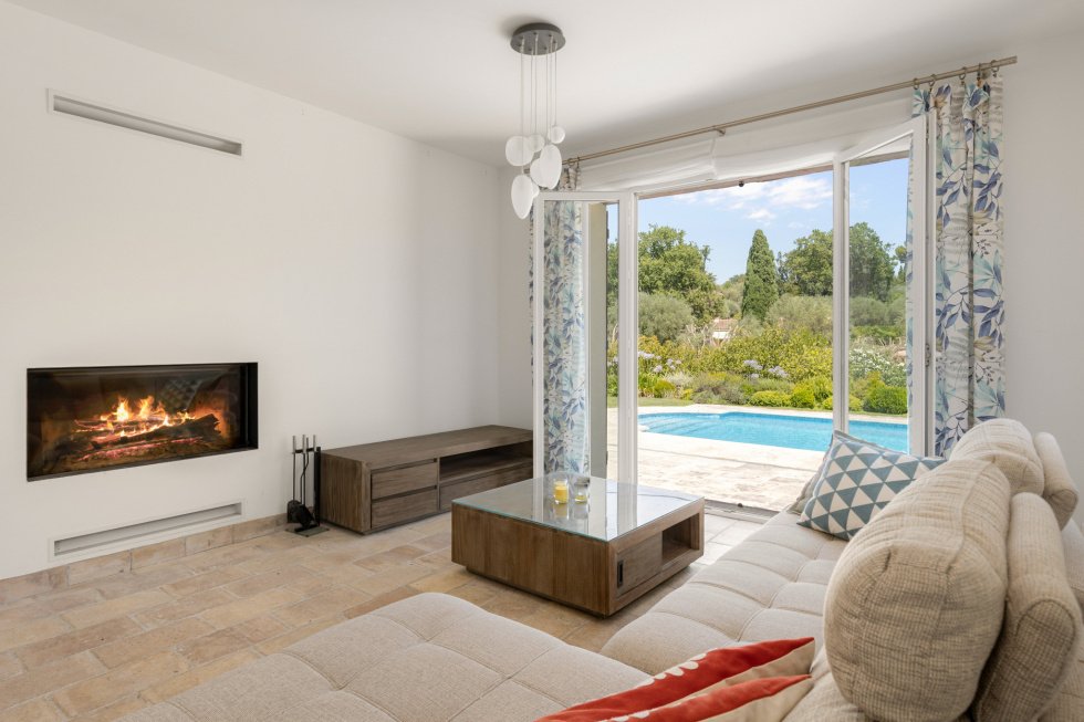 Villa in Tourrettes-sur-Loup, Provence-Alpes-Côte d'Azur, France 5 - 18567504
