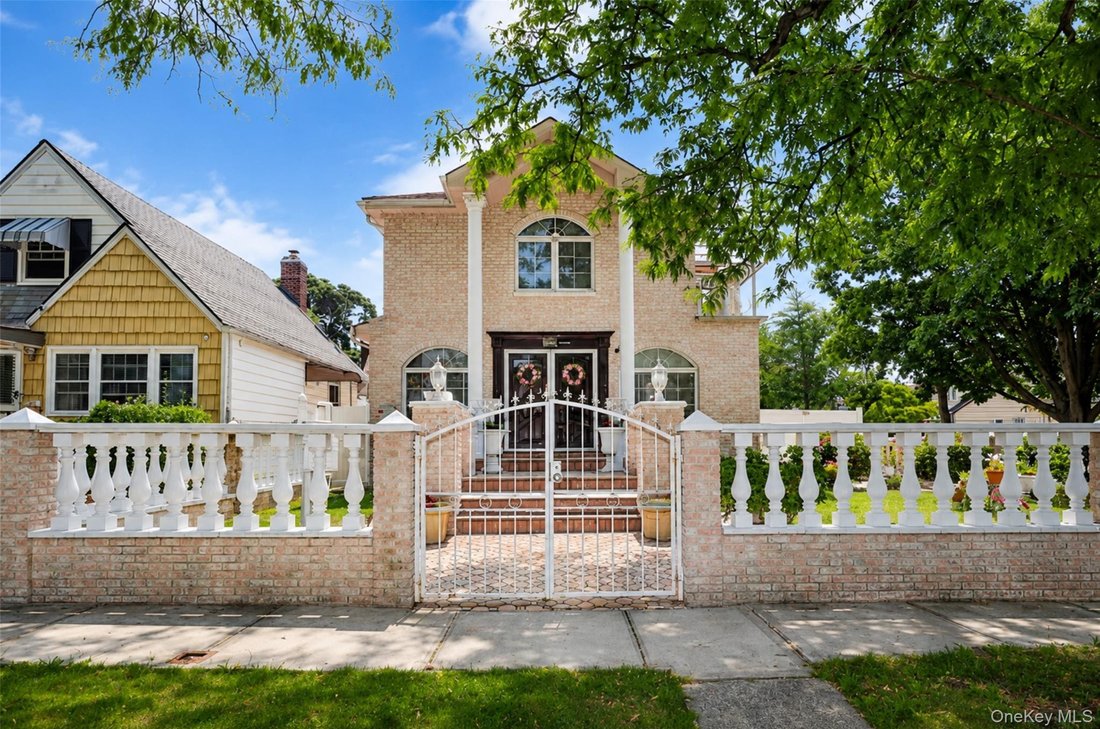 House in New York, New York, United States 1 - 18567002