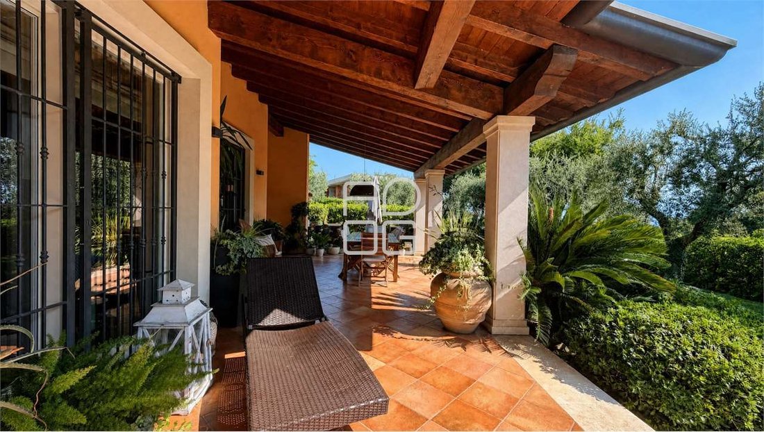 Villa in Maguzzano, Lonato del Garda, Lombardy 3 - 18572130