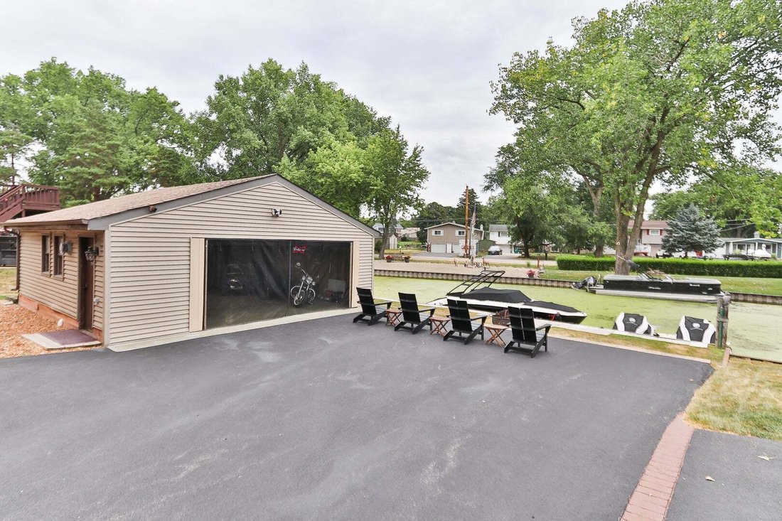House in McHenry, Illinois, United States 4 - 18571447
