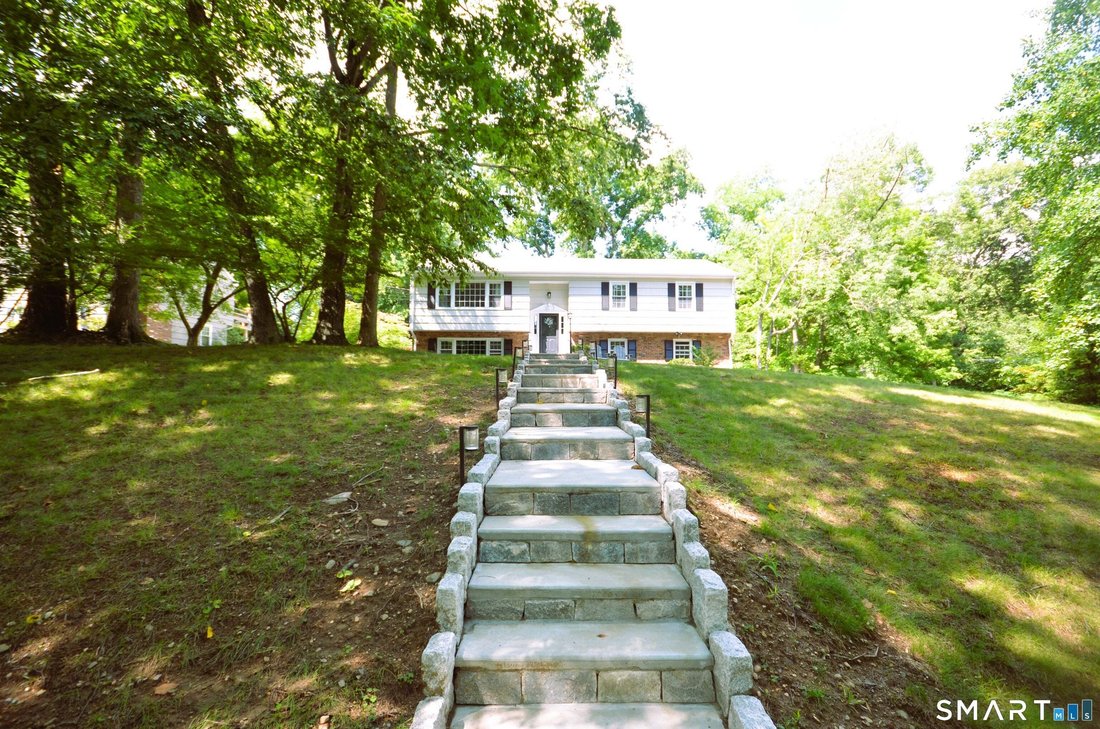 House in Stamford, Connecticut, United States 3 - 18568472