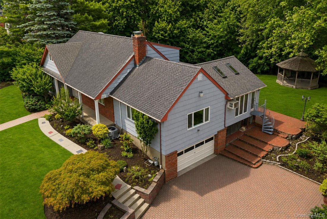 House in Montebello, New York, United States 2 - 18570561