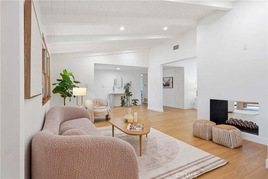 House in West Hills, California, United States 5 - 18559151