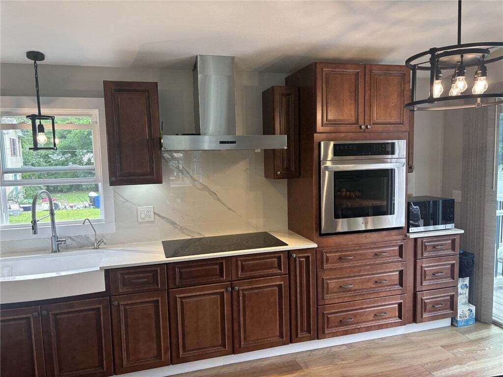 House in Johnston, Rhode Island, United States 5 - 18567141
