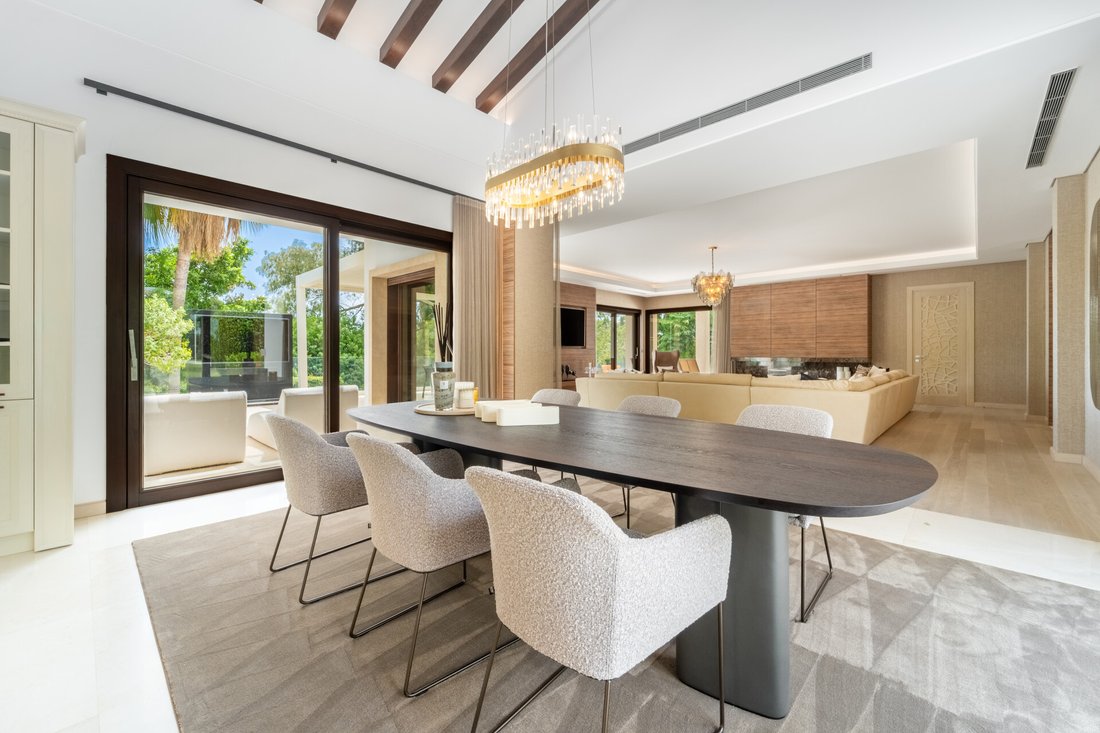 Villa in Nueva Andalucia, Marbella, Spain 5 - 18571612