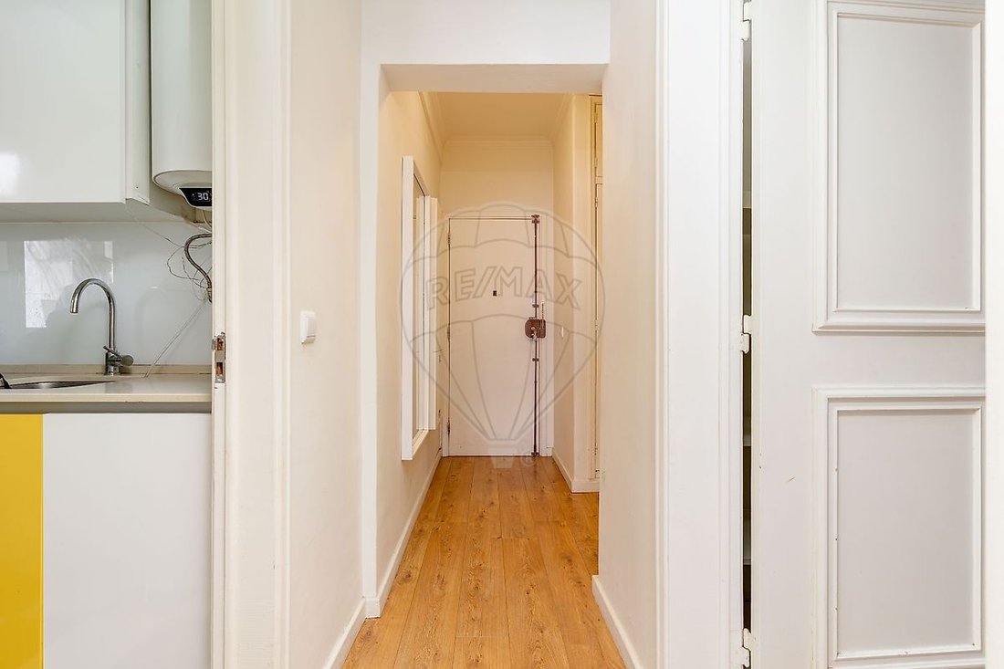 Apartment in Avenidas Novas, Lisbon, Portugal 2 - 18413823