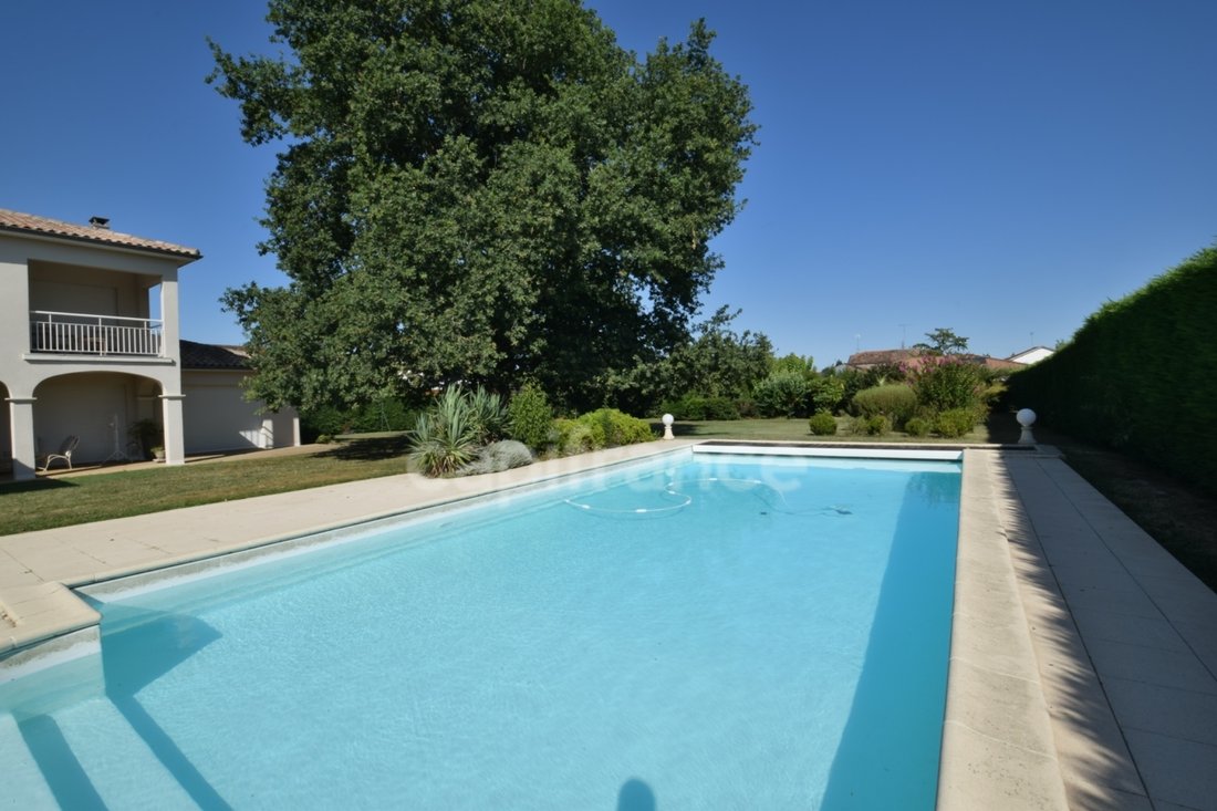 Villa in Marmande, Nouvelle-Aquitaine, France 3 - 16991105