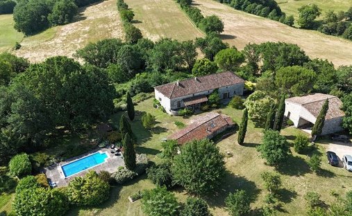 House in Castella, Nouvelle-Aquitaine, France 1