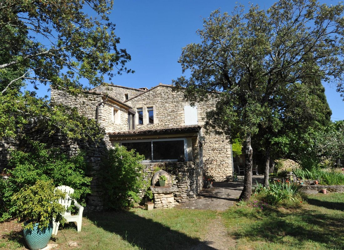 House in Gordes, Provence-Alpes-Côte d'Azur, France 2 - 18570870