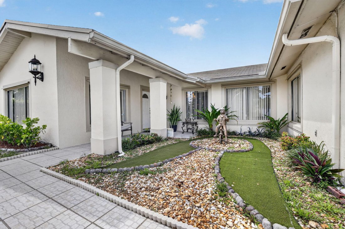 House in North Miami Beach, Florida, United States 5 - 18567297