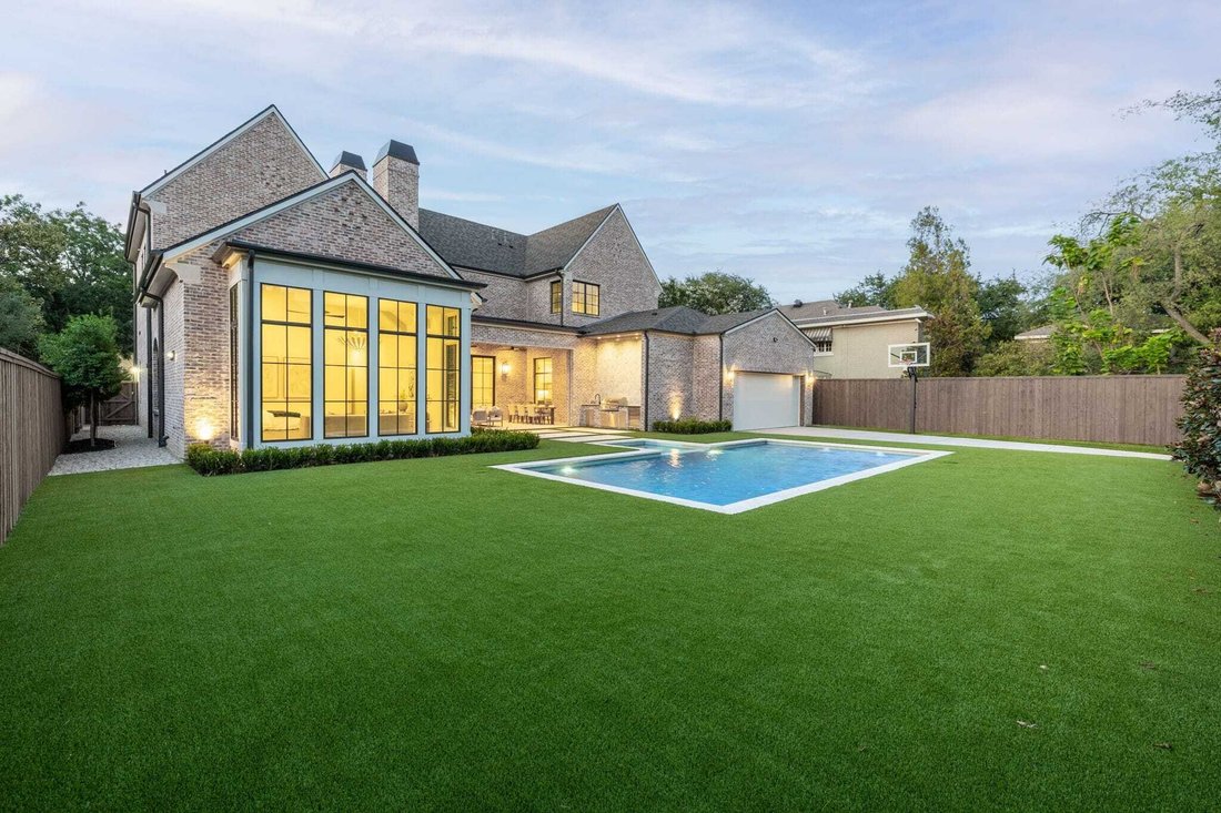House in Dallas, Texas, United States 2 - 18570259