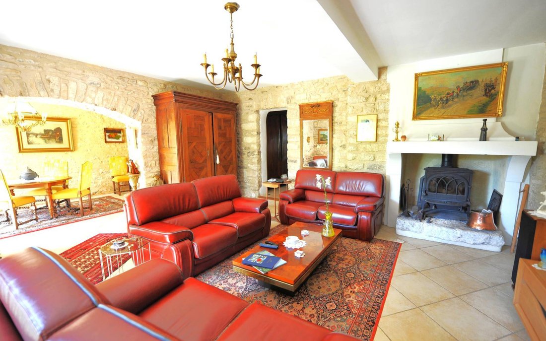 House in Gordes, Provence-Alpes-Côte d'Azur, France 4 - 18570870