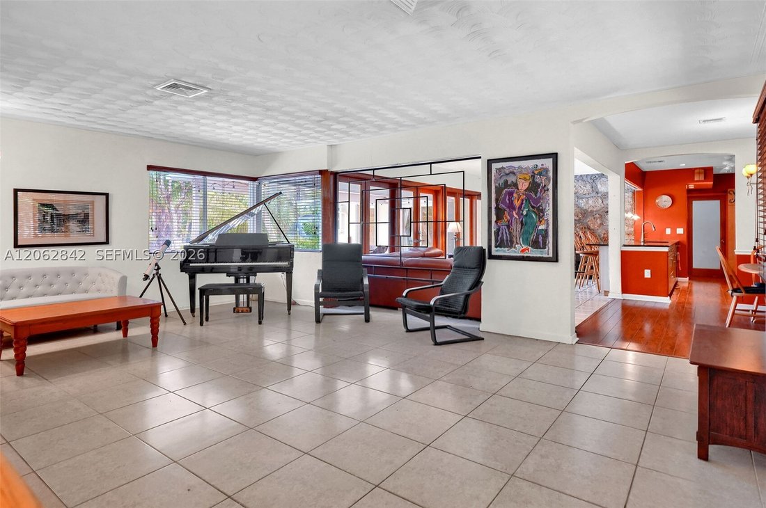 Maison à Miami, Floride, États-Unis 4 - 18572098
