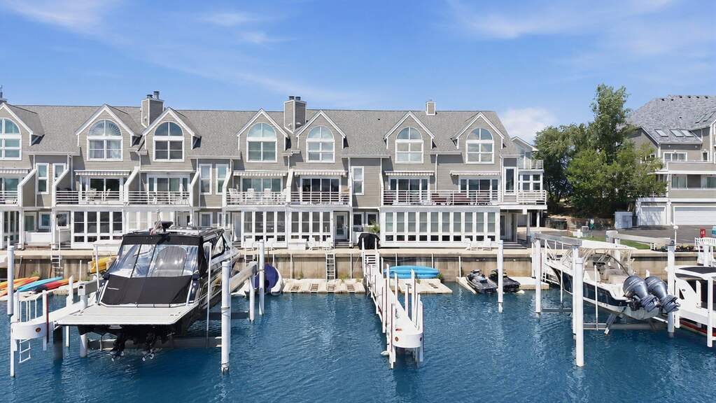 House in New Buffalo, Michigan, United States 2 - 18570334