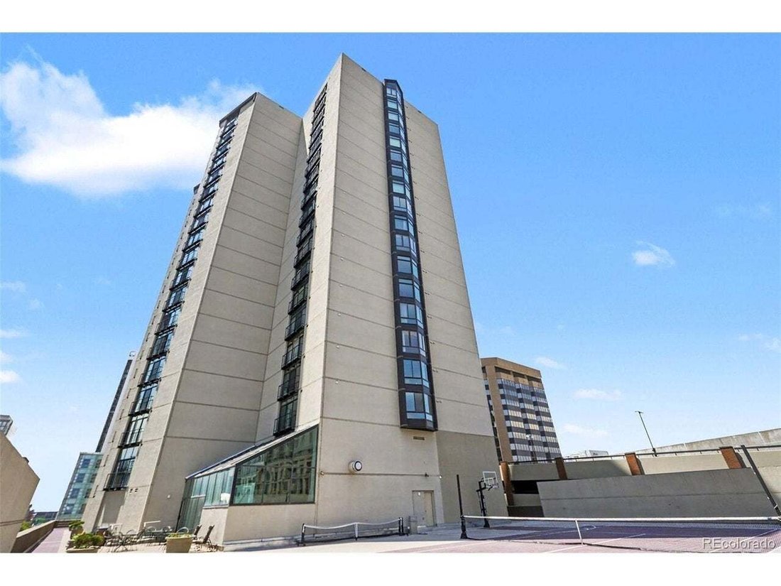 Condo in Denver, Colorado, United States 3 - 18569052