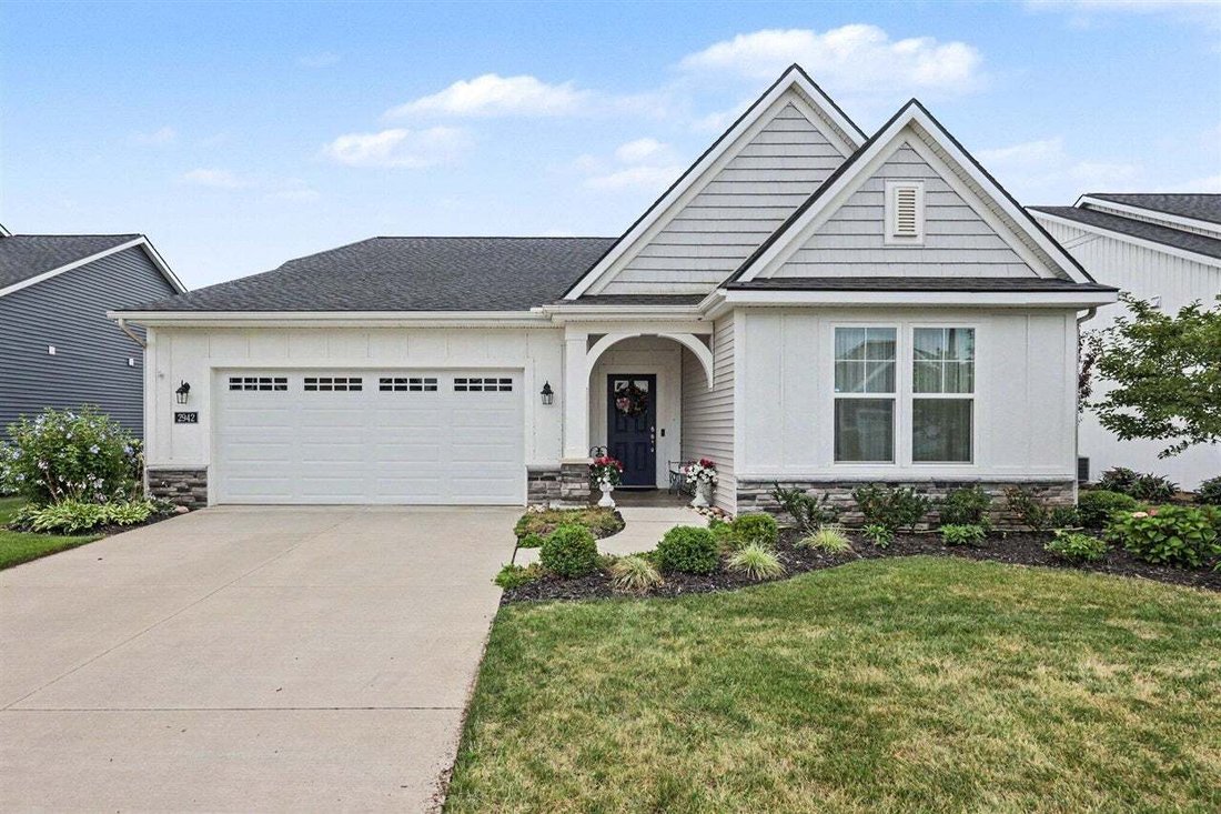 Condo in Plainfield charter Township, Michigan, United States 1 - 18567054