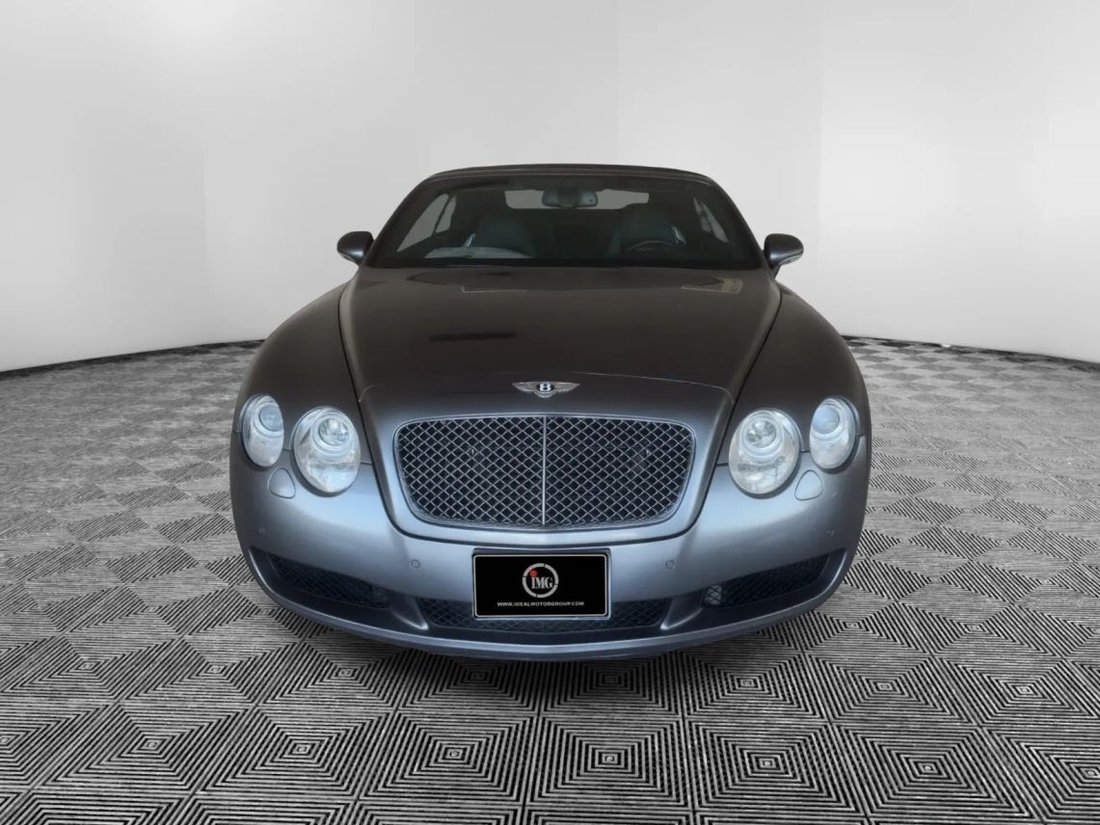 Cabriolet in San Gabriel, CA, United States 3 - 18167838