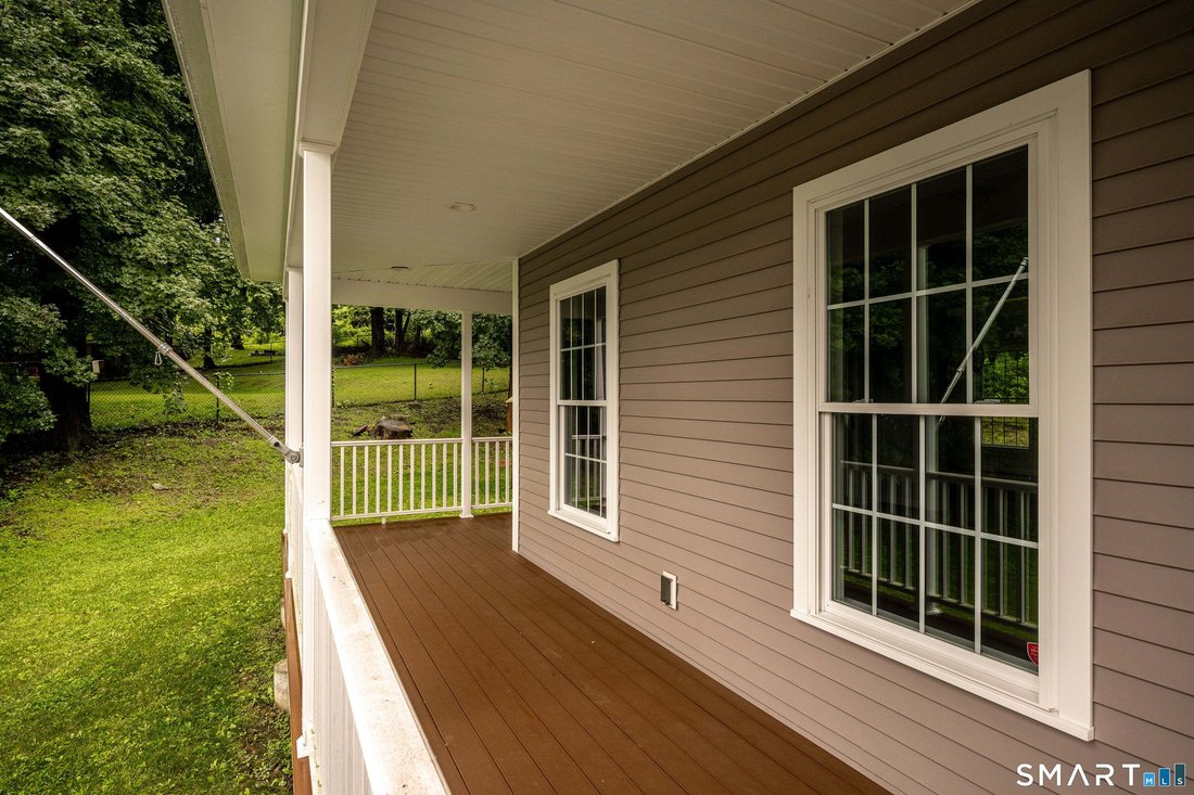 House in Danbury, Connecticut, United States 3 - 18566969