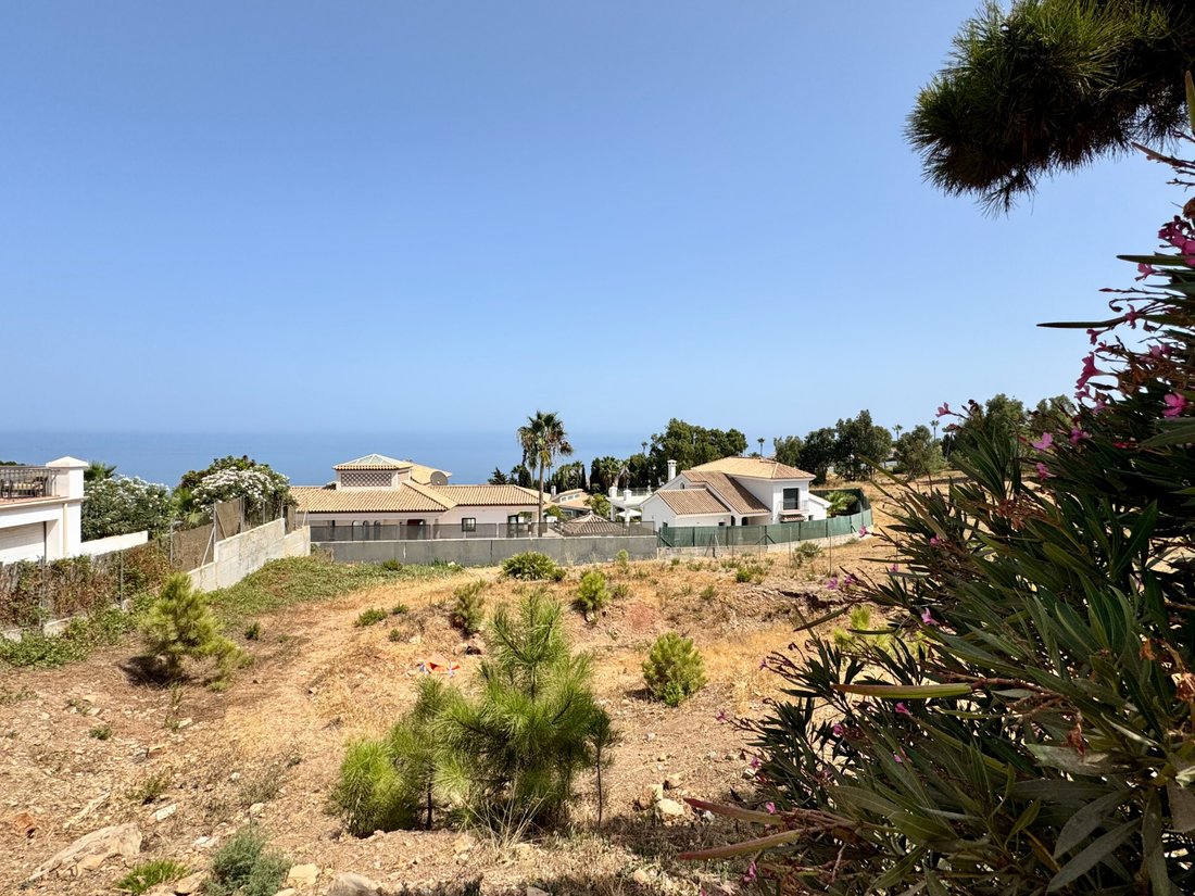 Land in Manilva, Andalusia, Spain 1 - 18428144