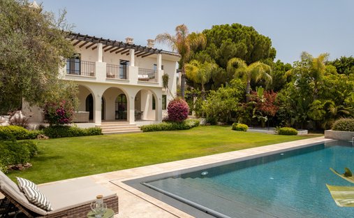 Villa a San Pedro de Alcántara, Andalusia, Spagna 1