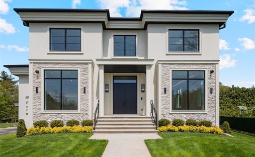 House in Airmont, New York, United States 1