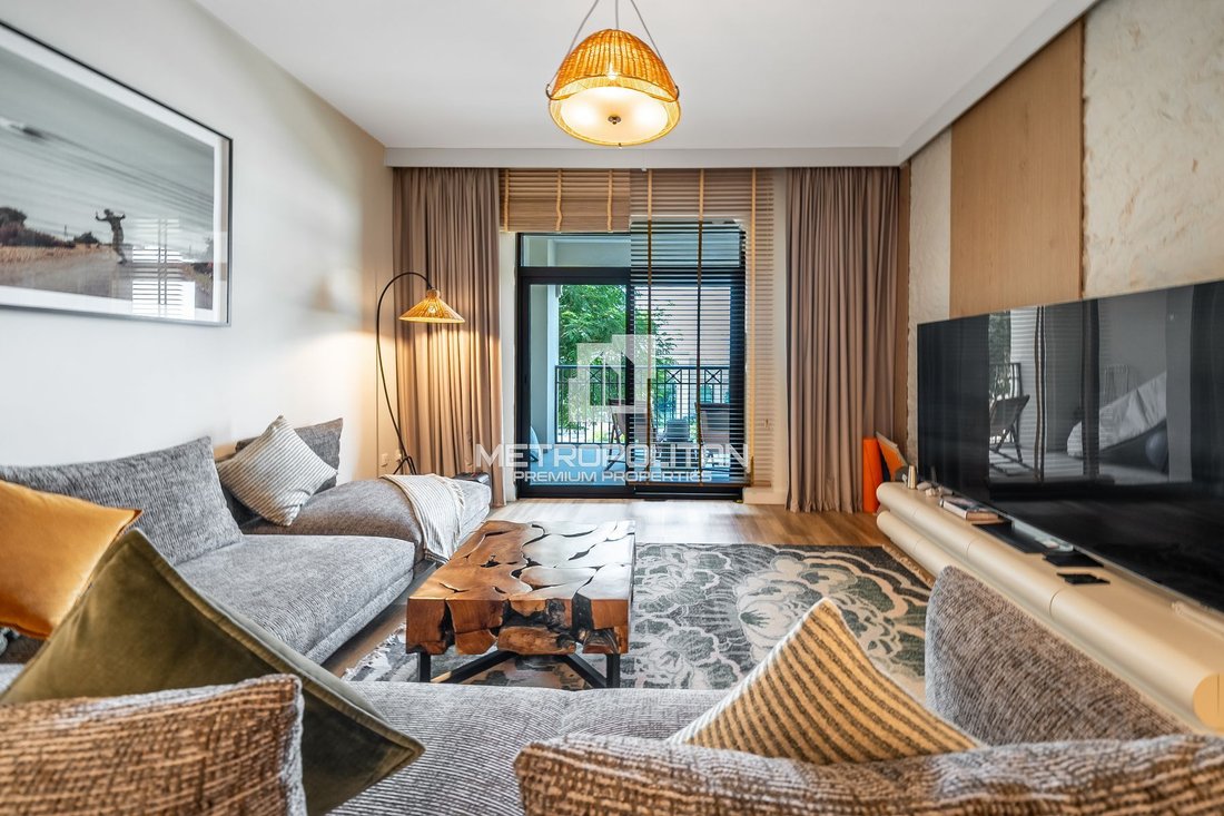 Apartment in Umm Suqeim, Dubai, United Arab Emirates 4 - 18526736