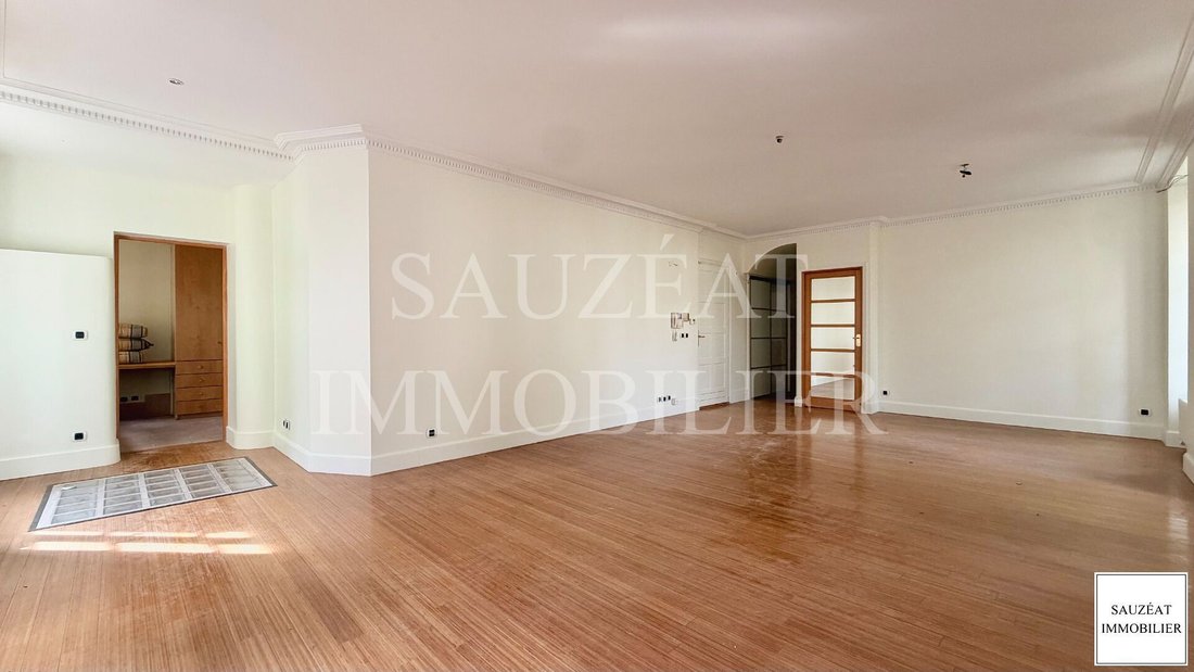 Apartment in Montrouge, Ile-de-France, France 4 - 18568988