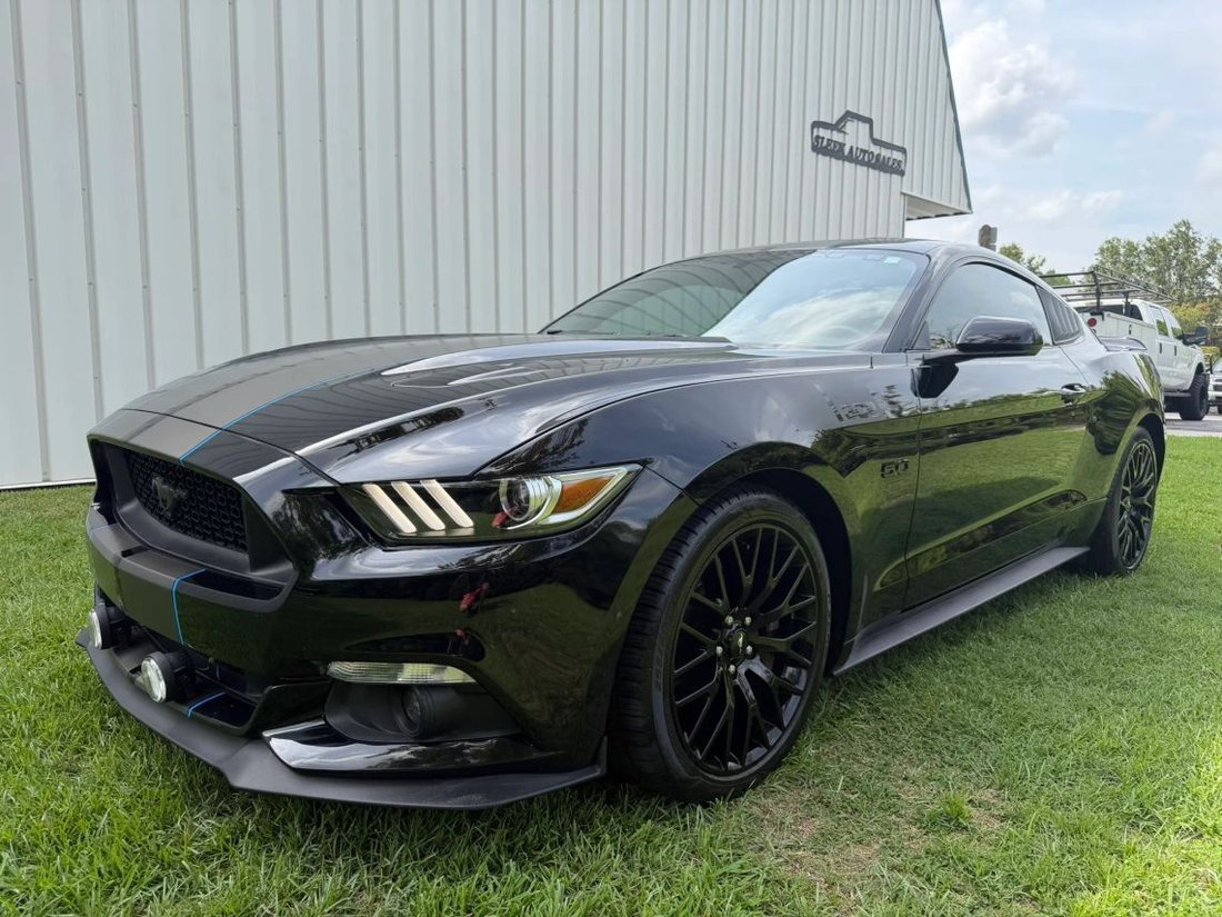 Coupe in Wilmington, NC, United States 2 - 18569860