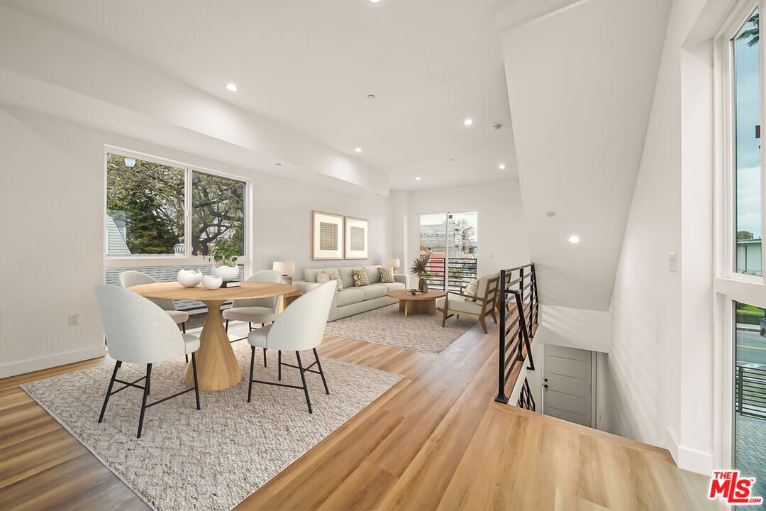 Los Angeles, California, United States 2 - 18571012